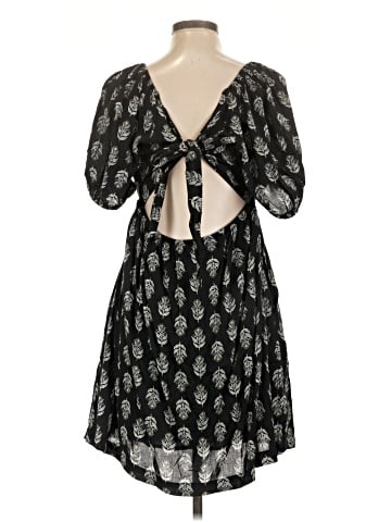 Old Navy Casual Dress (view 2)