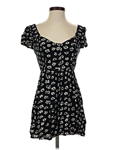 En Creme Casual Dress (view 1)