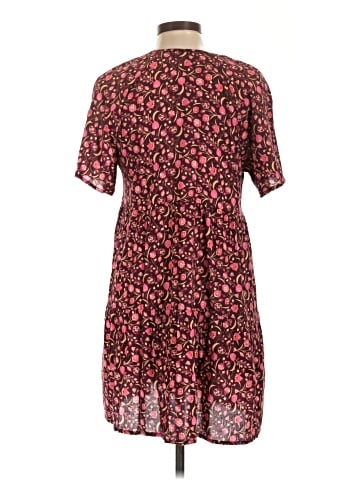 Old Navy Casual Dress (view 2)