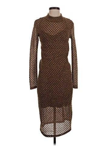 Trafaluc by Zara Casual Dress (view 1)