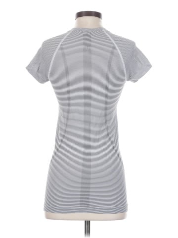 Lululemon Athletica Short Sleeve T-Shirt (view 2)