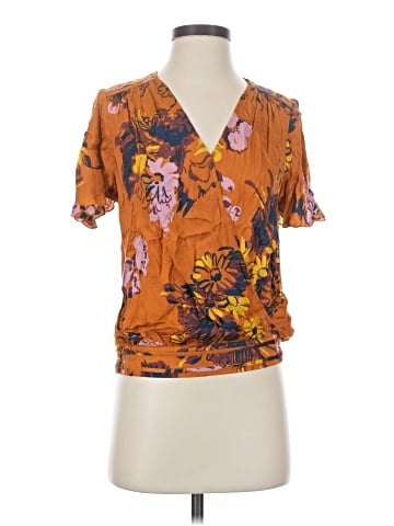 Tiny Short Sleeve Blouse (view 1)
