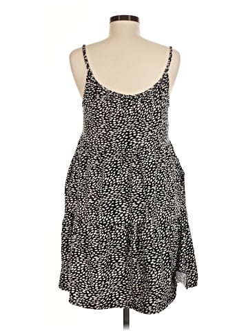 Old Navy Sleeveless Top (view 2)