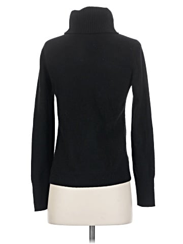 Uniqlo Turtleneck Sweater (view 2)