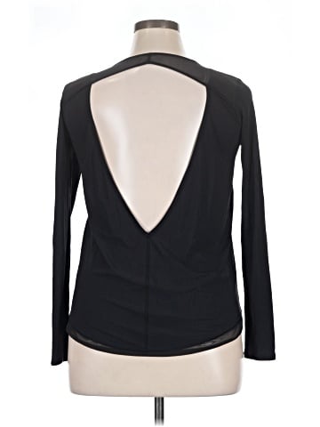 Lululemon Athletica Long Sleeve Top (view 2)