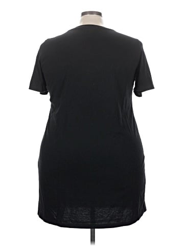Forever 21 Plus Short Sleeve T-Shirt (view 2)