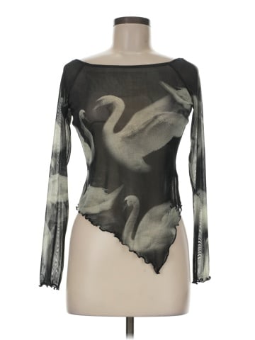 Urban Outfitters Long Sleeve T-Shirt (view 1)