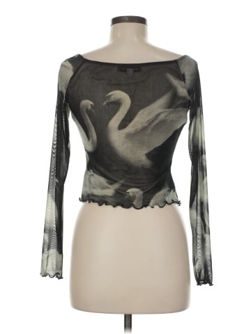 Urban Outfitters Long Sleeve T-Shirt (view 2)