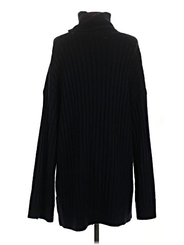 H&M Turtleneck Sweater (view 2)