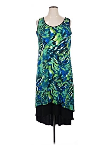 Kate & Mallory designs Casual Dress (view 1)