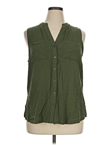 Old Navy Sleeveless Button-Down Shirt (view 1)
