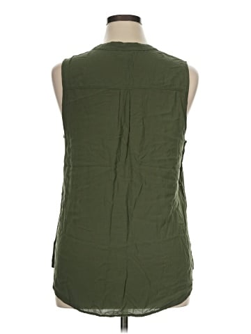 Old Navy Sleeveless Button-Down Shirt (view 2)