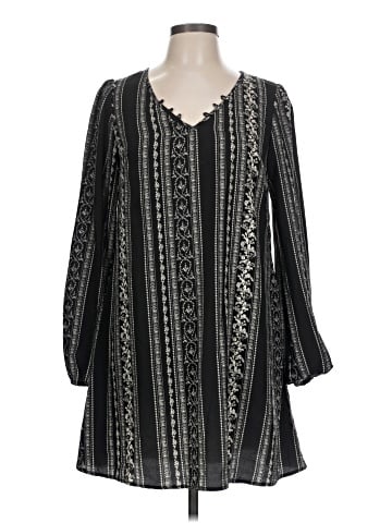 Xhilaration Casual Dress (view 1)