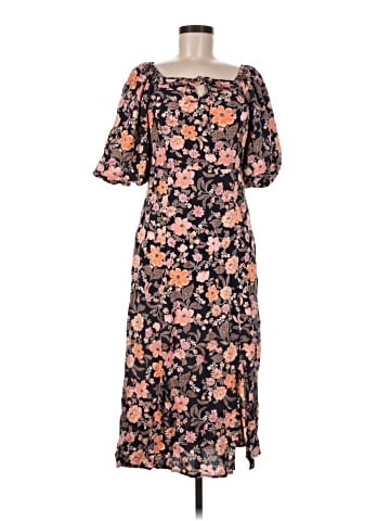 Old Navy Casual Dress (view 1)