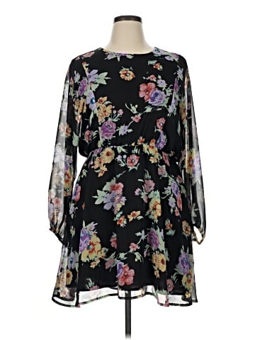WAYF Casual Dress (view 1)