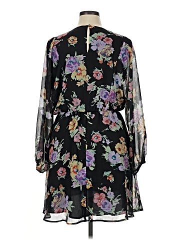 WAYF Casual Dress (view 2)