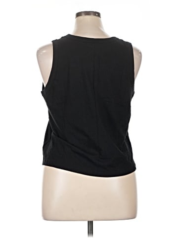 Old Navy Sleeveless T-Shirt (view 2)