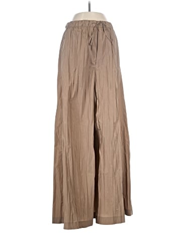 Zara Khakis (view 1)