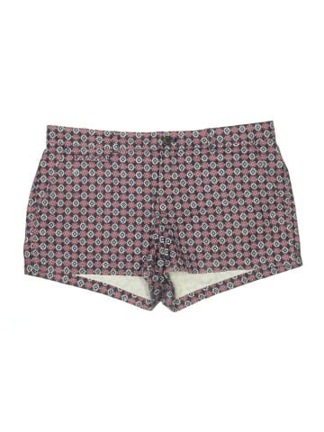 Gap Shorts (view 1)
