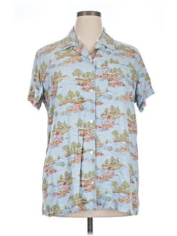 Lizwear by Liz Claiborne Short Sleeve Button-Down Shirt (view 1)