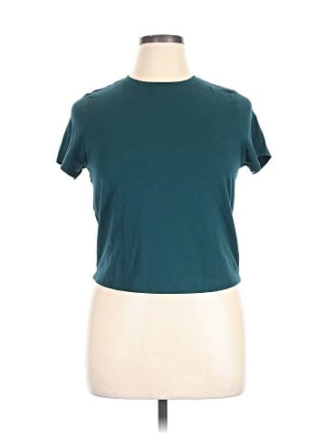 Old Navy Short Sleeve T-Shirt (view 1)