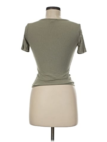 Forever 21 Short Sleeve T-Shirt (view 2)