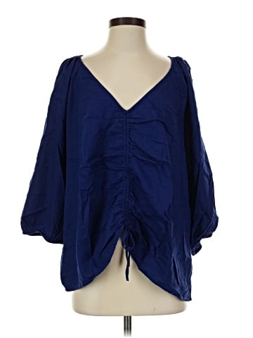 Ava & Viv 3/4 Sleeve Blouse (view 1)