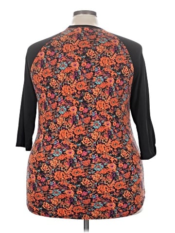Lularoe 3/4 Sleeve T-Shirt (view 2)
