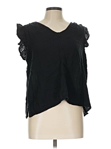 Old Navy Sleeveless T-Shirt (view 1)