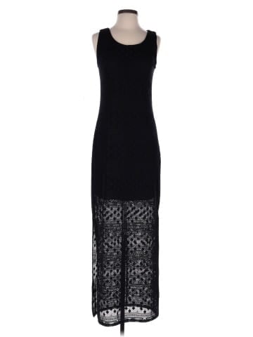 Xhilaration Cocktail Dress (view 1)