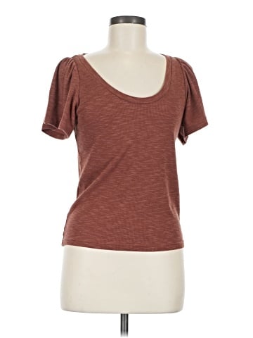 Gap Short Sleeve T-Shirt (view 1)