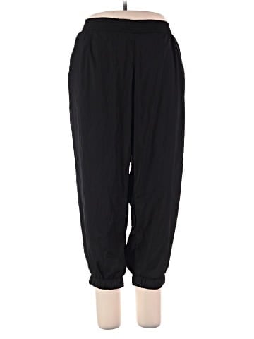 American Eagle Outfitters Casual Pants (view 1)