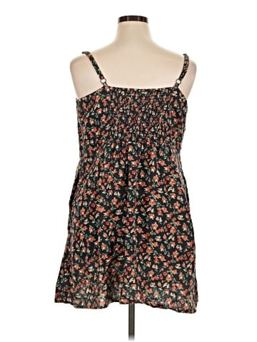 Old Navy Casual Dress (view 2)