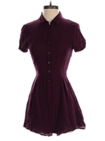 Urban Outfitters Casual Dress (view 1)