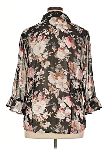 North Style 3/4 Sleeve Blouse (view 2)