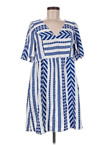 Old Navy Casual Dress (view 1)