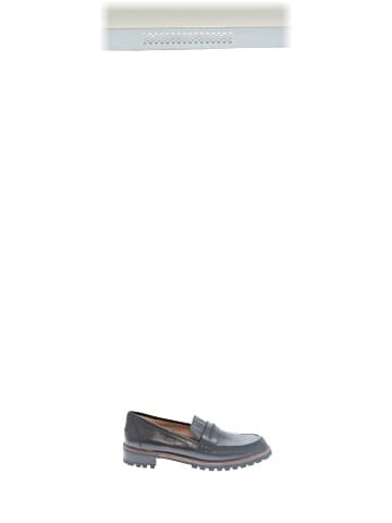 Madewell The Corinne Lugsole Loafer (view 1)