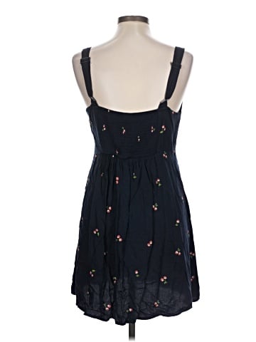 Old Navy Casual Dress (view 2)
