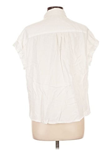 Everly Short Sleeve Blouse (view 2)