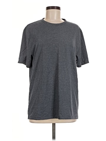 Vince. Short Sleeve T-Shirt (view 1)