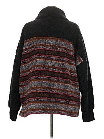 Lularoe Fleece (view 2)