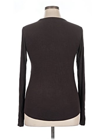 Lululemon Athletica Long Sleeve T-Shirt (view 2)