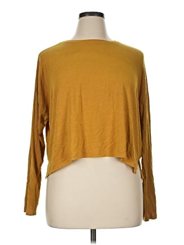 Tahari 3/4 Sleeve T-Shirt (view 1)