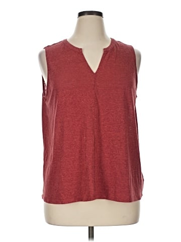 Old Navy Sleeveless T-Shirt (view 1)