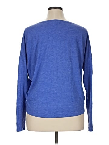Old Navy 3/4 Sleeve T-Shirt (view 2)