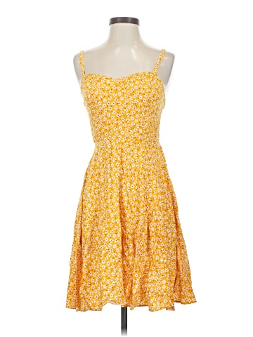 Old Navy Casual Dress (view 1)