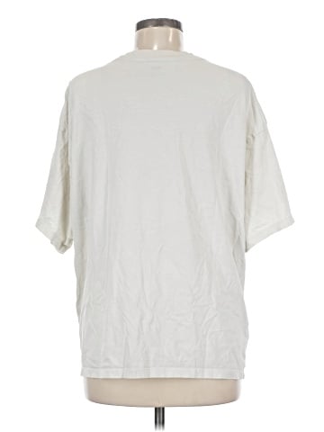 Levi's Short Sleeve T-Shirt (view 2)