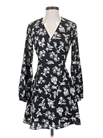 Ann Taylor LOFT Casual Dress (view 1)