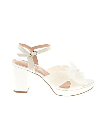 Kelly & Katie Sandals (view 1)