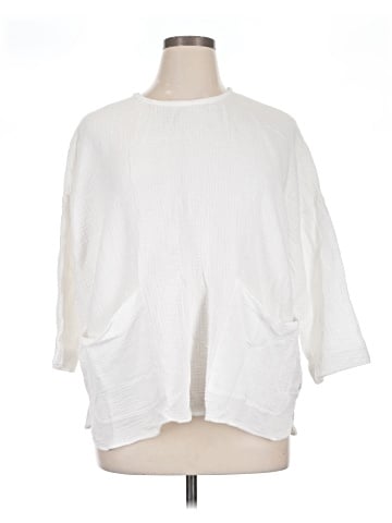 Jones & Co 3/4 Sleeve Top (view 1)